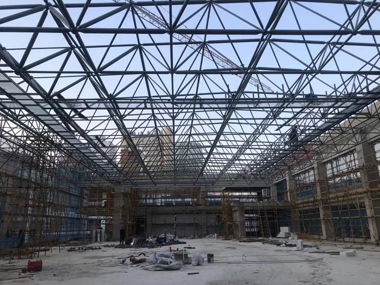 巴南第一附属小学体育馆网架